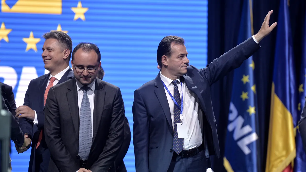 Congres PNL pe 25 septembrie, cu 5000 de delegaţi - surse