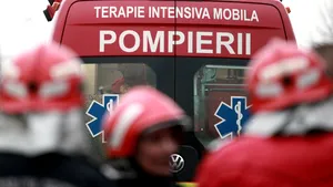 Dolj: Şase victime în urma unui accident grav între două maşini şi un TIR / Trei persoane au murit