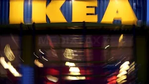 Ikea despăgubeşte patru cliente rome, pe care le-a supravegheat în mod 