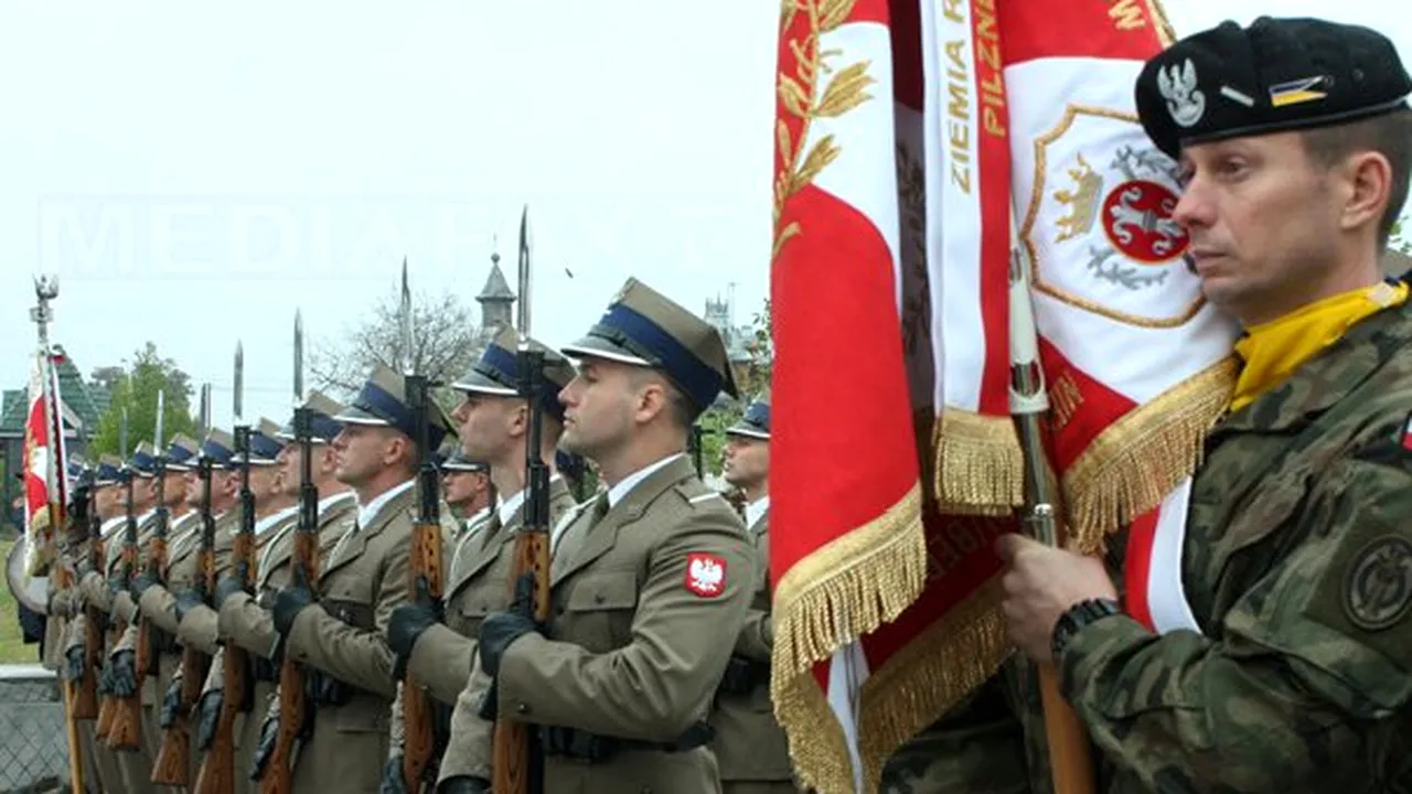 Polonia şi Letonia sunt sceptice cu privire la înfiinţarea unei armate a UE