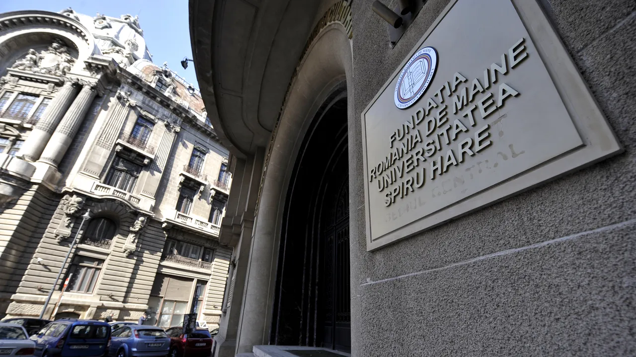 Prorectorul Universităţii „Spiru Haret”, Eduard Ionescu, reţinut de procurorii DIICOT, alături de alte cinci persoane. Cum erau ajutaţi studenţii care plăteau să copieze la examene