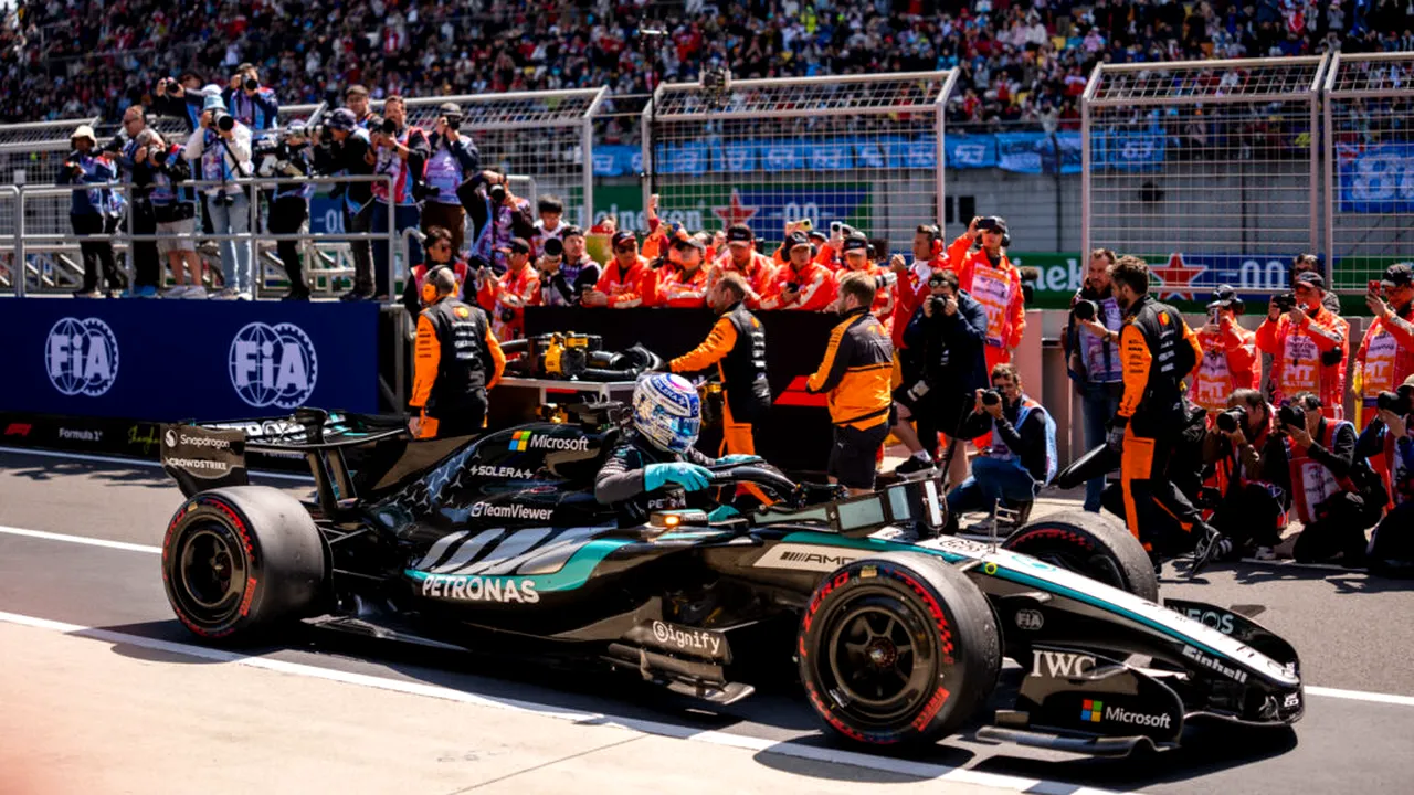 George Russell câștigă sprintul din Canada în Formula 1 după un duel tensionat cu Antonelli și Norris