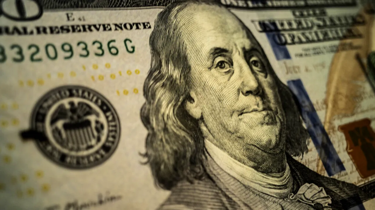 XTB: Dolarul american își revine după declinul puternic