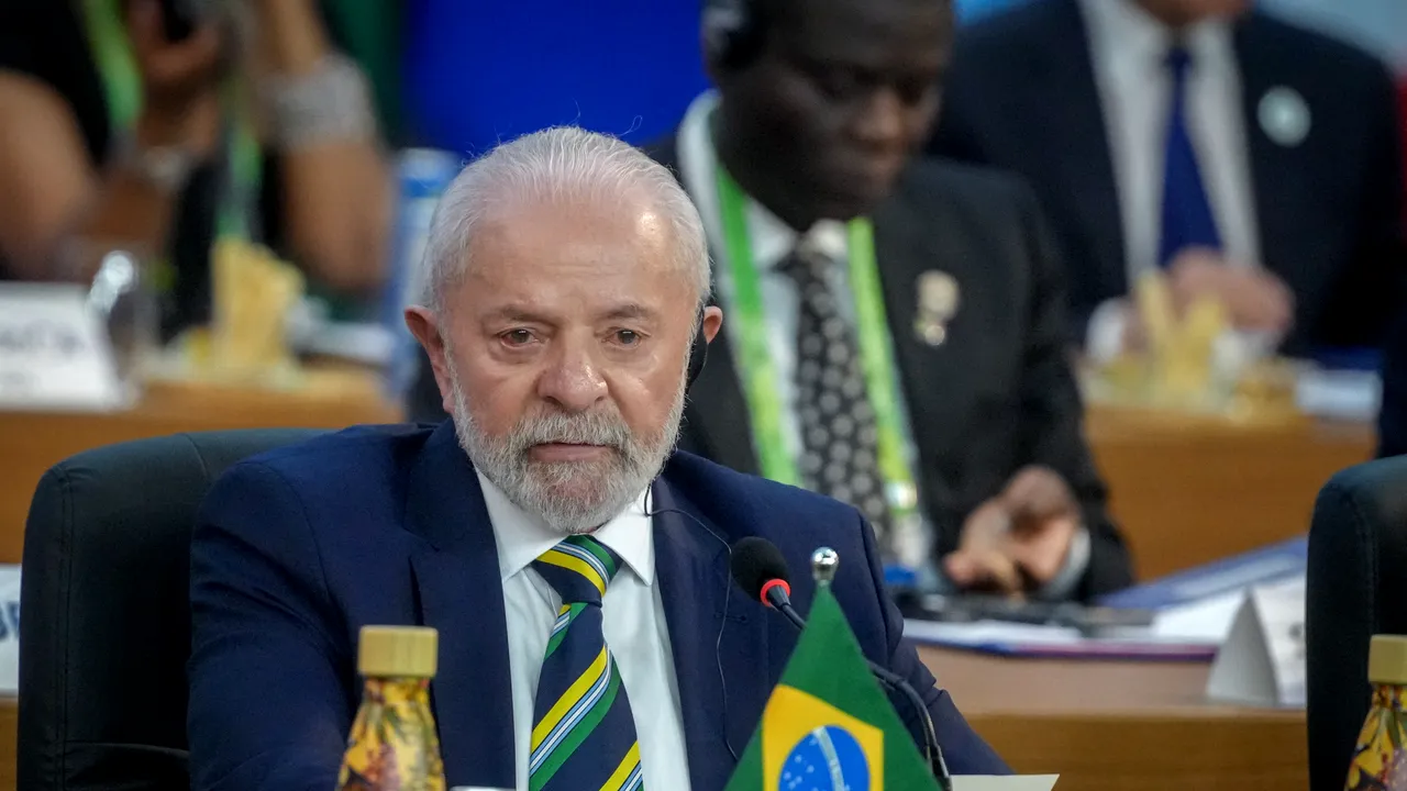 Preşedintele Lula va fi operat din nou la cap, după ce s-a împiedicat în baie 