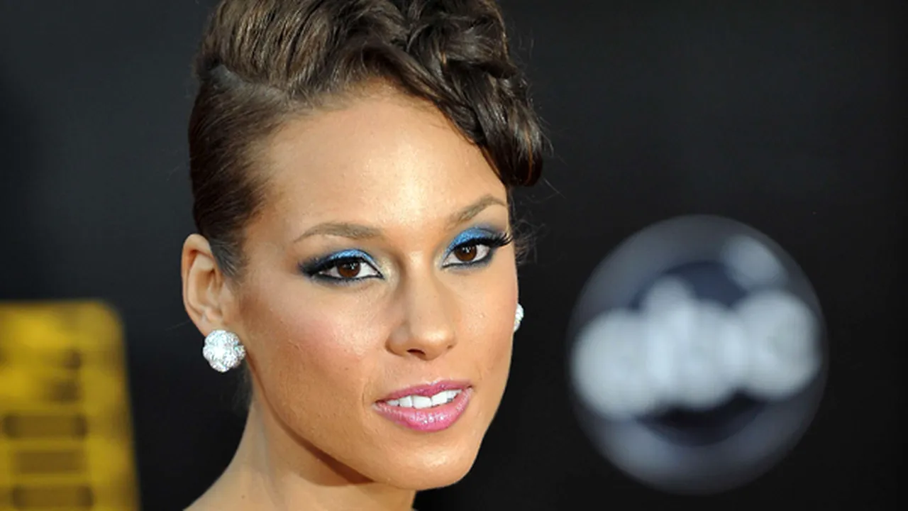 Alicia Keys îşi va lansa propria colecţie de bijuterii
