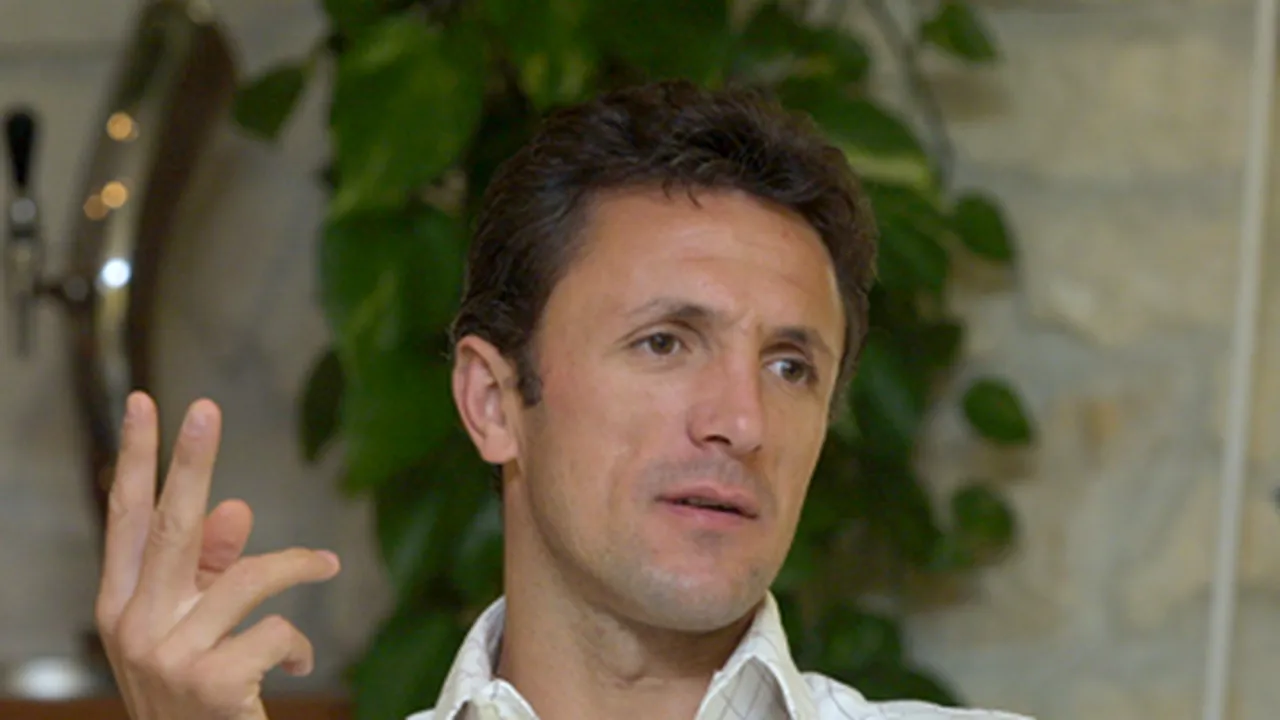 COMENTARIU: Ce l-a oprit pe Gică Popescu să devină un prostănac