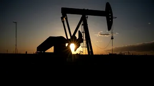 Preţul petrolului atinge maximul pe doi ani 