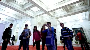 ZIUA COPILULUI: De 1 iunie, elevii mai multor şcoli din Bucureşti au devenit, pentru câteva ore, parlamentari