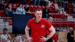 Dinamo București îi prelungește contractul antrenorului echipei de baschet, Zydrunas Urbonas