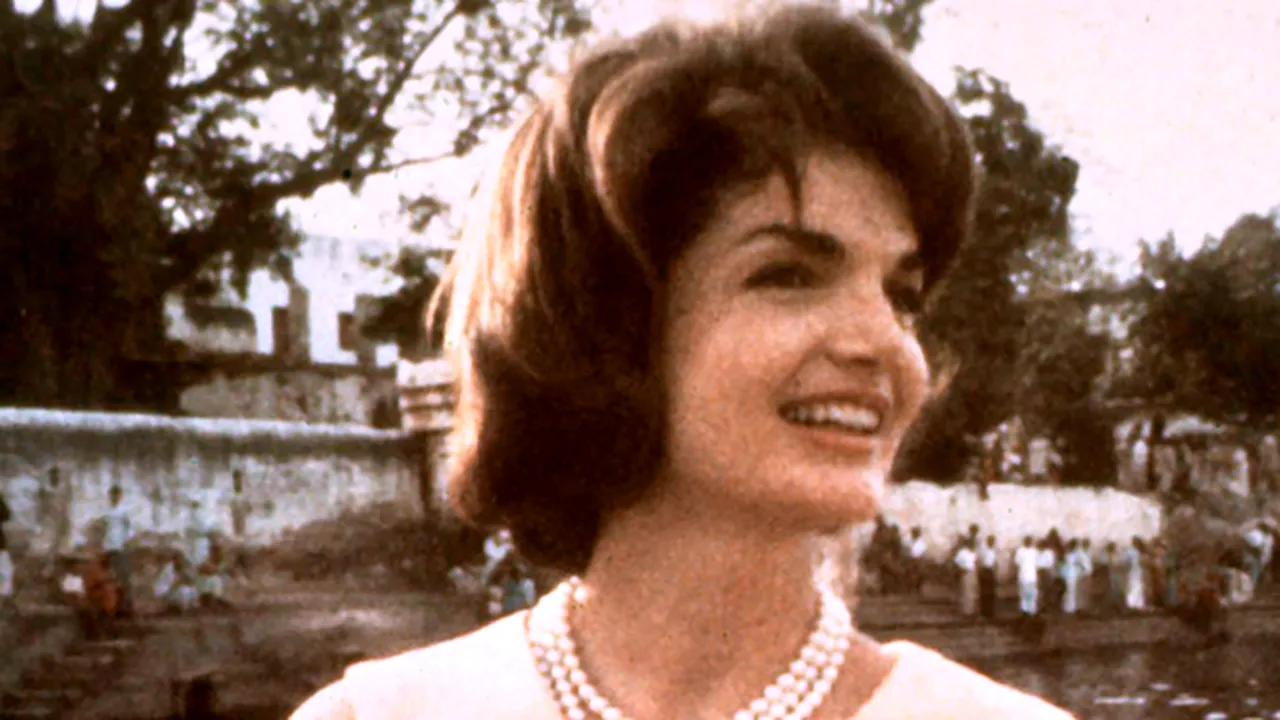 Interviuri inedite cu Jackie Kennedy, publicate în premieră într-un volum editat de fiica sa