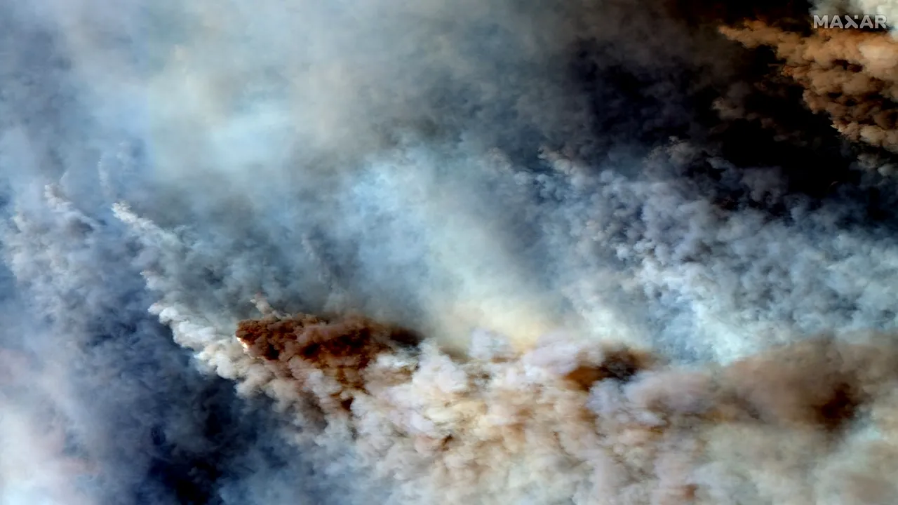 Fumul de la incendiile din Australia, vizibil din spaţiu. Imaginile publicate de NASA