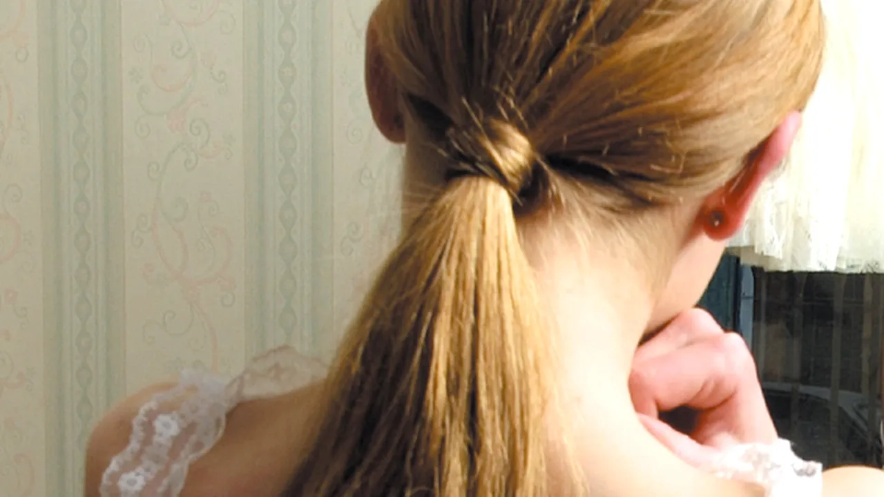 Între 30 şi 40 la sută dintre copii şi adolescenţi au o tentativă de suicid