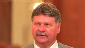 Verestoy Attila a suferit mai multe fracturi în urma accidentului. Senatorul a fost transportat la Bucureşti cu un avion medical