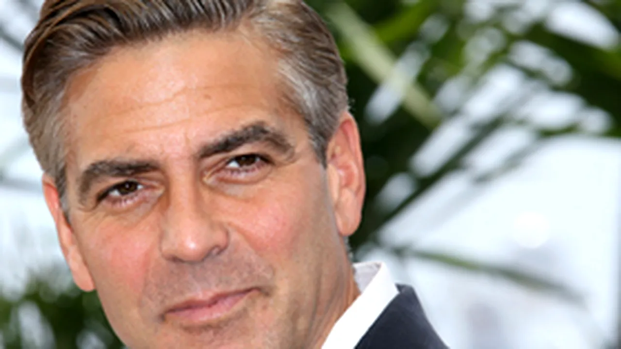 George Clooney şi Clive Owen - un cuplu de escroci pe marele ecran