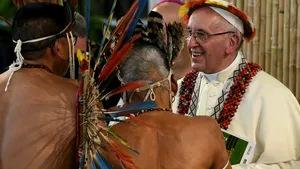 COMENTARIU Lelia Munteanu: Querida Amazonia. Politica datului la o parte