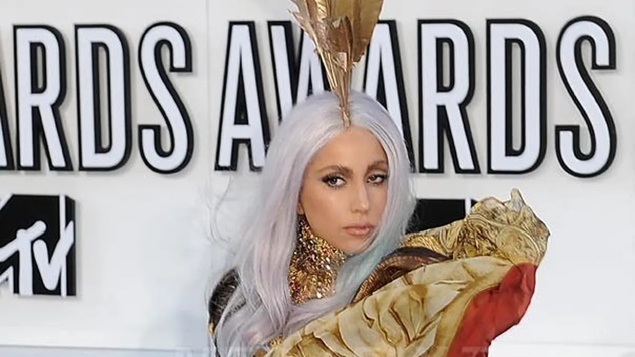 Cine a depăşit-o pe Lady Gaga la numărul de fani de pe Facebook