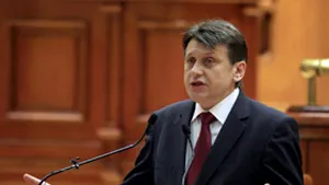 Antonescu: Trebuie să discutăm serios în PNL despre remanierea guvernamentală
