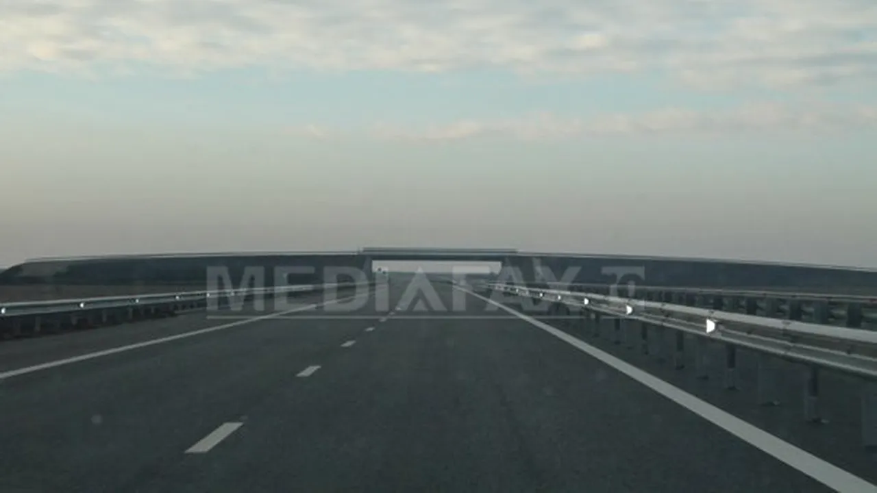 O porţiune de 28 de kilometri din autostrada Nădlac-Arad a fost deschisă traficului - FOTO, VIDEO