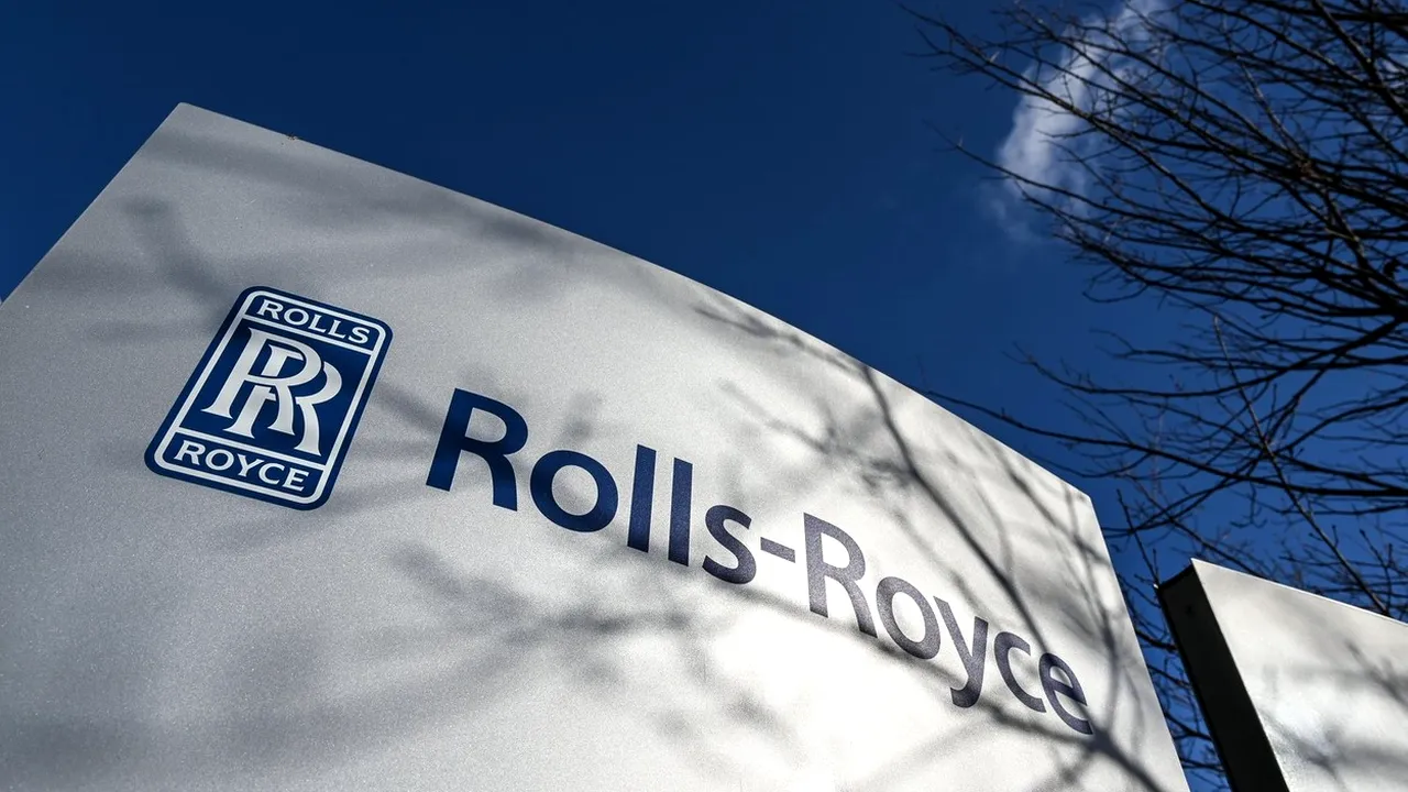 Rolls-Royce ar putea organiza o serie masivă de disponibilizări 