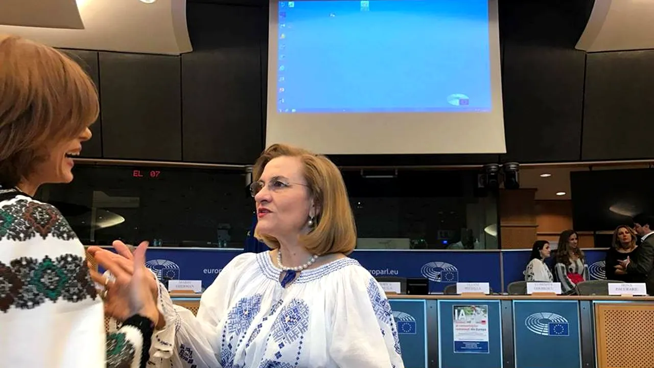 Schimb de replici între Maria Grapini şi preşedintele Franţei, în plenul de la Strasbourg