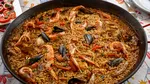 Cum a apărut paella și de ce valencienii sunt furioși când o văd cu mazăre