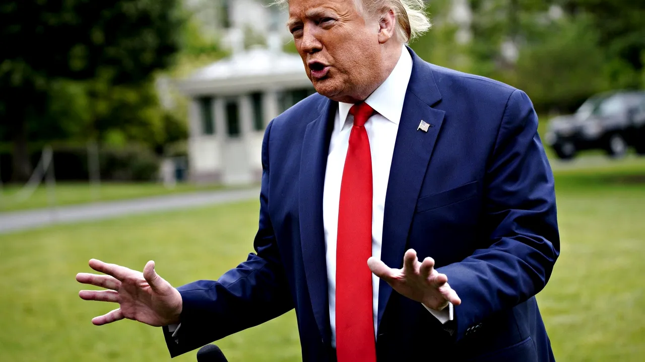 Mesaje IREALE ale lui Trump după protestele din faţa Casei Albe de noaptea trecută: ”Dacă intrau, se întâlneau cu cei mai feroce câini şi cele mai sinistre arme” / Sunt descrise scene de război