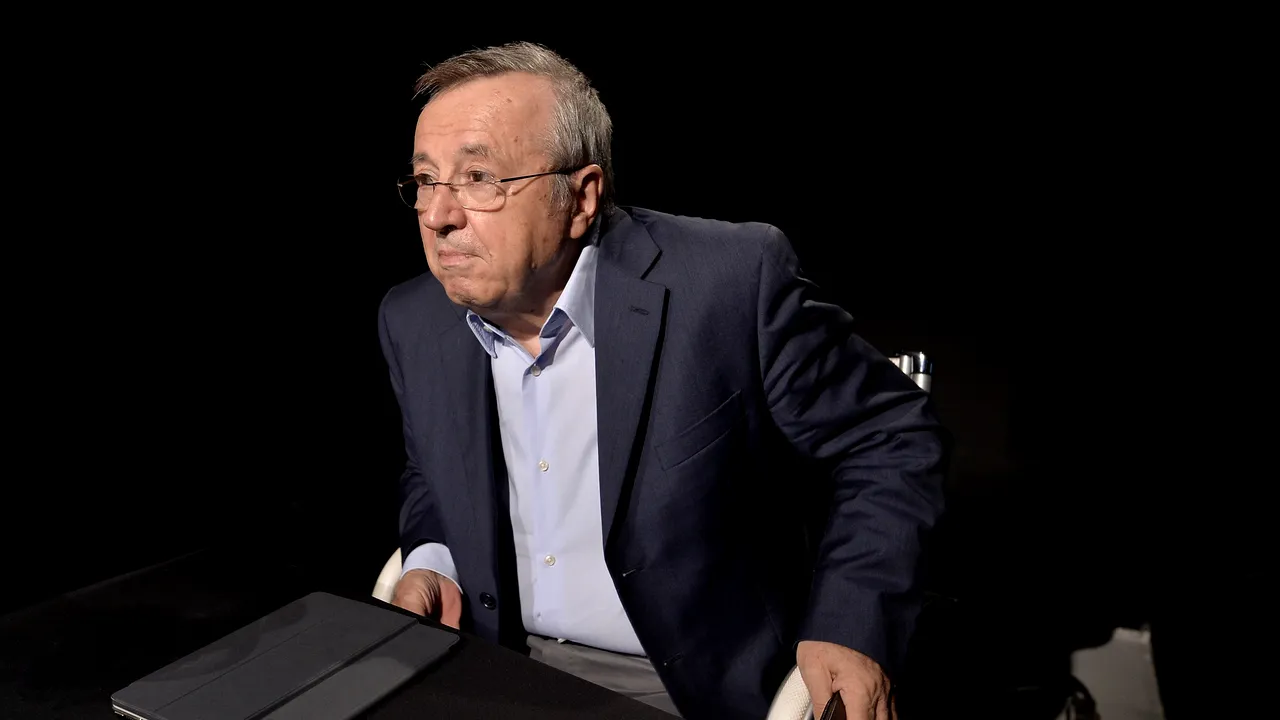 Gândurile lui Cristoiu: Carmen Iohannis le eclipsează pe toate. A devenit un clişeu. N-am pomenit aşa ceva nici în presa comunistă