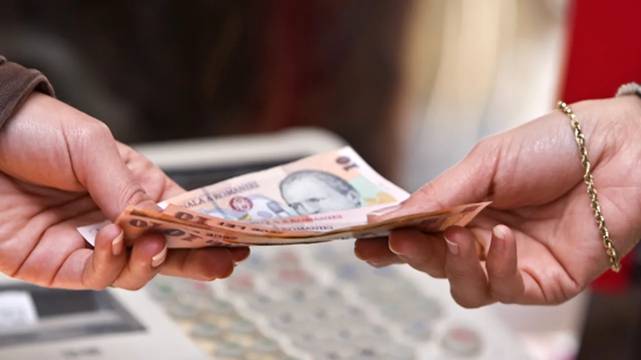 Loteria bonurilor a fost aprobată de Guvern. Clientul poate refuza plata dacă nu a primit bon fiscal. Cum va funcţiona sistemul
