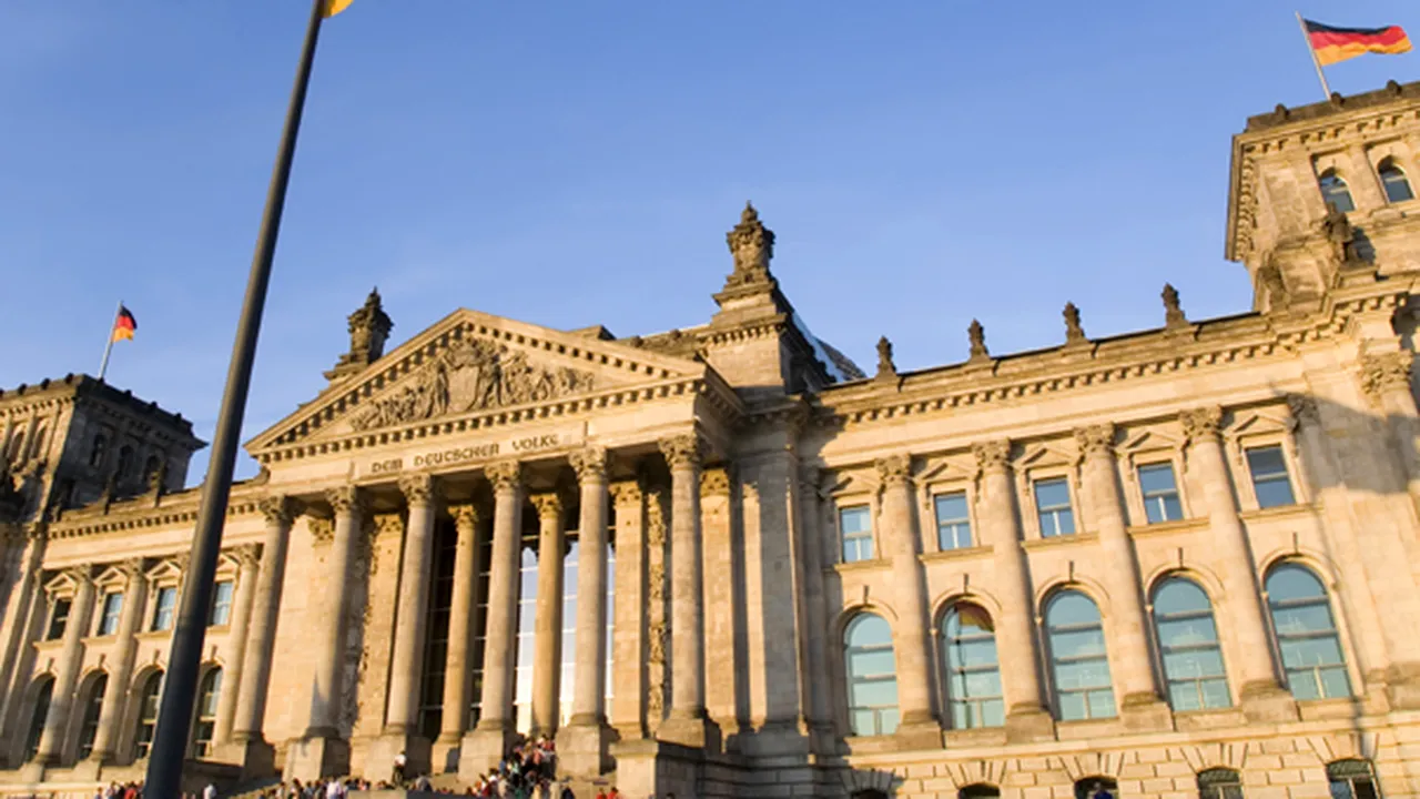 Ratificarea Fondului UE de relansare, blocată în Germania. Comisia Europeană este optimistă