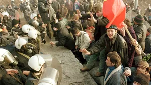 COMENTARIU Marius Oprea: Mineriada – păcatul originar al democraţiei noastre