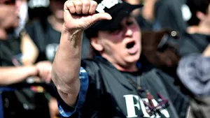 Profesori afiliaţi la FEN şi 