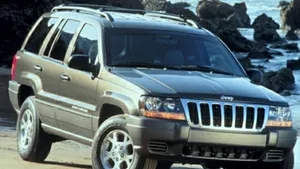 Chrysler va plăti 150 de milioane de dolari despăgubire pentru moartea unui copil într-un accident în care o maşină a luat foc