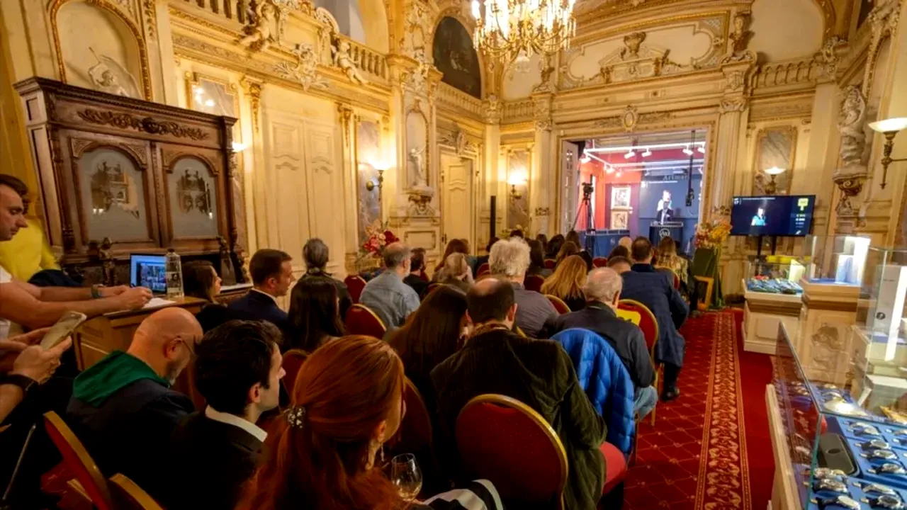 Câte lucrări din colecția lui Darius Vâlcov, executat pentru recuperarea prejudiciilor, au fost cumpărate la licitația organizată de  Artmark