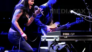 Beth Hart susţine campania Agenţiei Naţionale Antidrog din România 