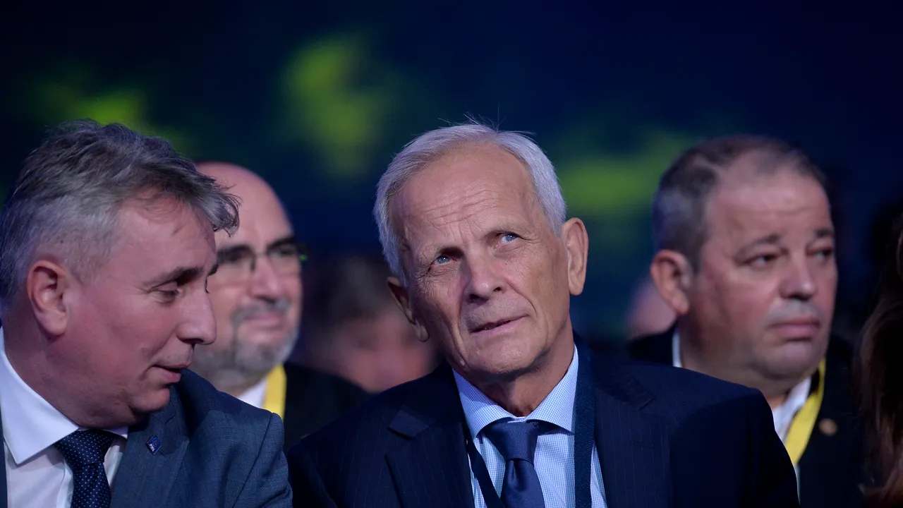 Stolojan critică măsurile Guvernului: Reforma pensiilor speciale, o caricatură