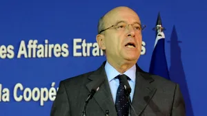 Alain Juppe, primarul oraşului Bordeaux, a dat asigurări că nu-l va înlocui pe Francois Fillon în cursa pentru preşedinţia Franţei 