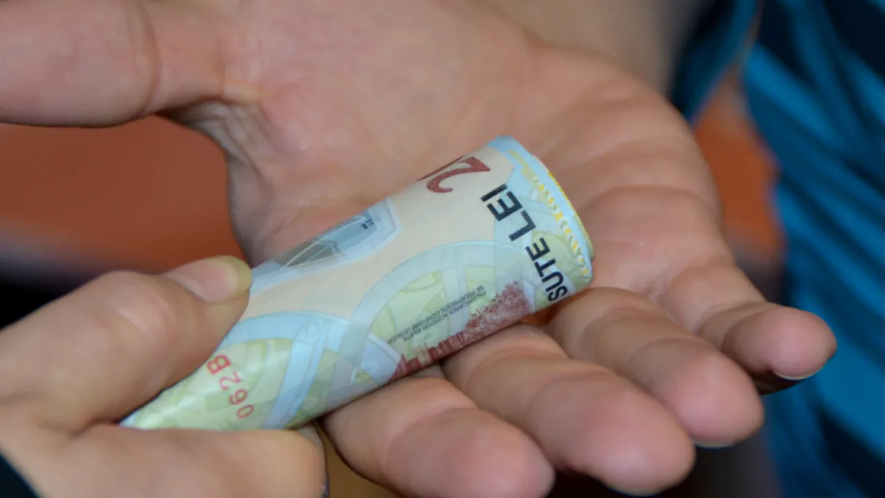 Hoţie în vremea coronavirusului. Persoane neidentificate cer bani în numele Institutului Naţional pentru Sănătatea Mamei şi Copilului