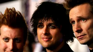 Green Day îşi promovează turneul nord-american printr-o expoziţie - VIDEO