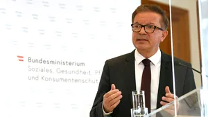 Ministrul austriac al Sănătăţii îşi dă demisia pe fondul oboselii, „epuizat” din cauza provocărilor din timpul pandemiei de Covid-19