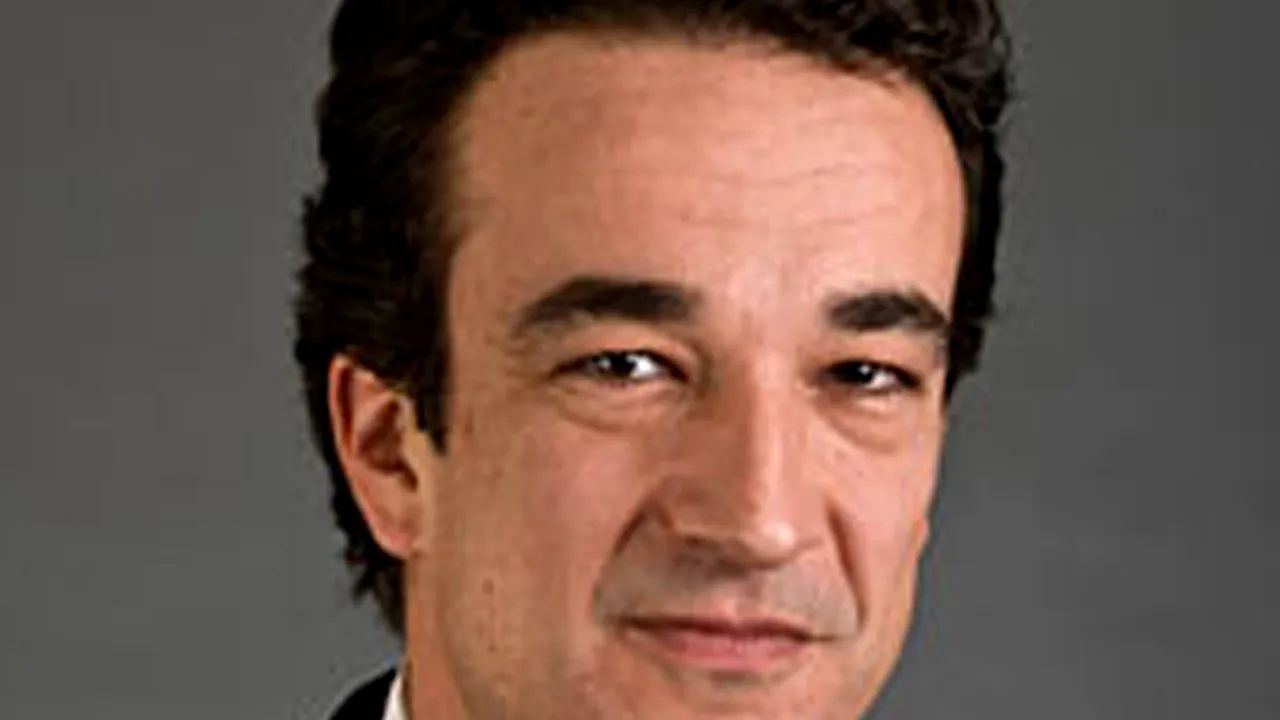 O actriţă de la Hollywood are o relaţie cu fratele lui Nicolas Sarkozy - FOTO