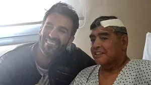 Un an de la moartea lui Maradona. Fanii nu l-au uitat pe marele fotbalist 