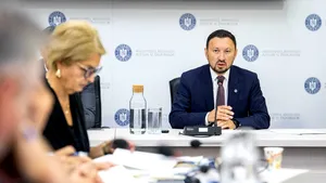 Ministrul Mircea Fechet, în inspecţie la centrul de intervenţie rapidă de pe malul Dunării