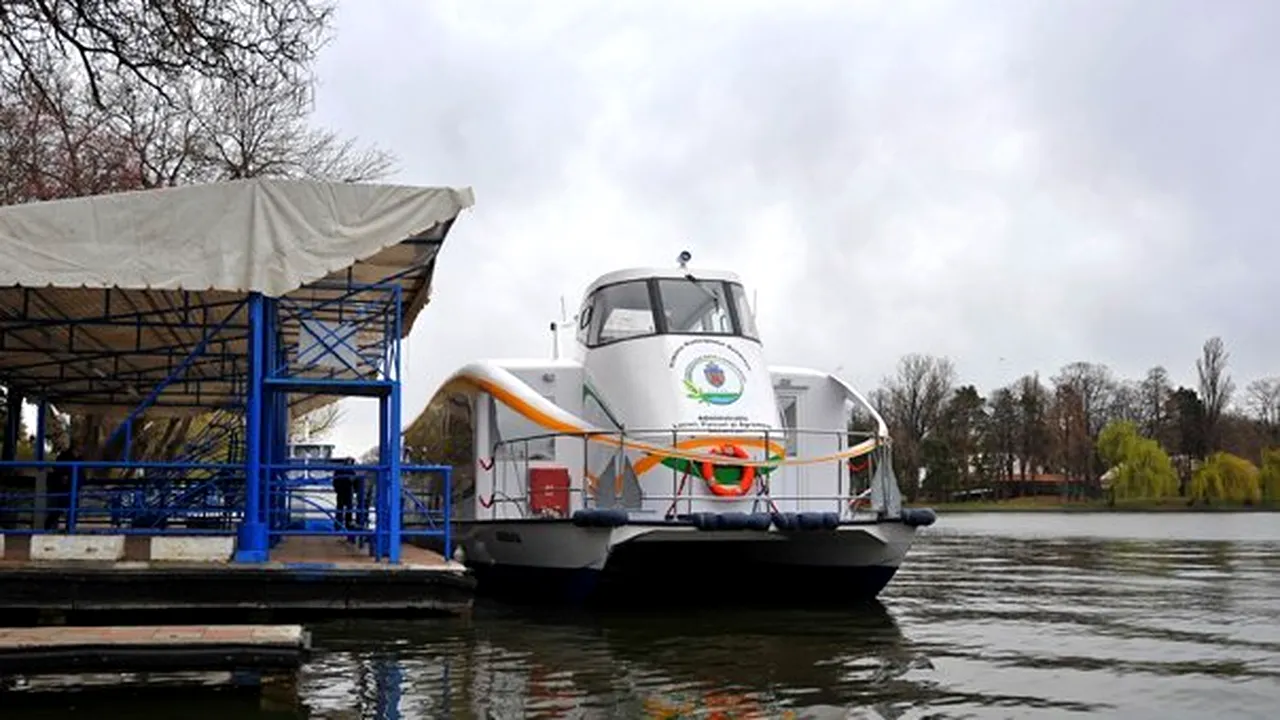 Plimbări gratuite cu vaporaşul pe Lacul Herăstrău, de Florii şi de Paşte