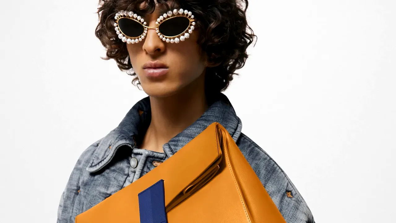 Eleganţă culinară: Louis Vuitton lansează geanta de sendviş de 3000 $