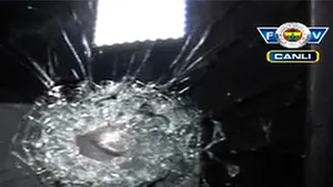 Fenerbahce, întâmpinată la Istanbul de numeroşi suporteri, după atacul de sâmbătă seară