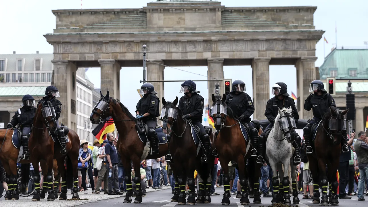 Succesul economic al Germaniei de Est nu risipeşte pesimismul care a ridicat partidele anti-sistem