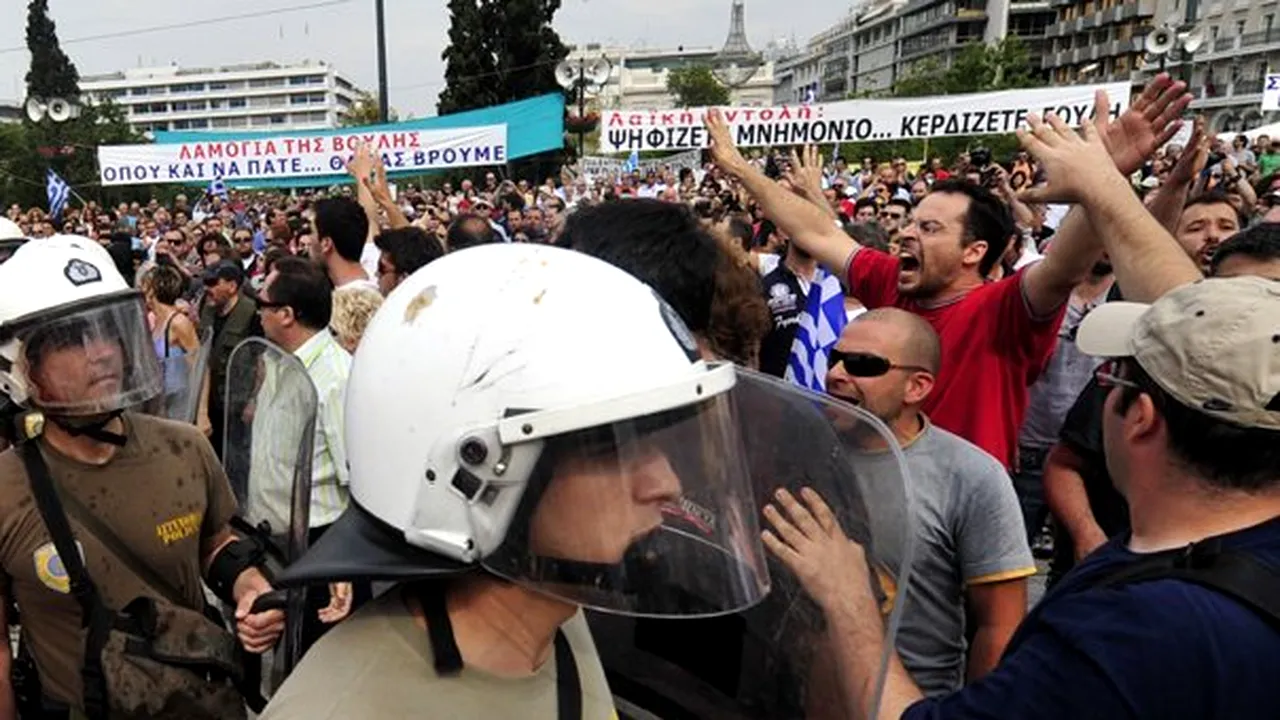 Profesorii de gimnaziu au protestat la Atena faţă de măsurile de austeritate