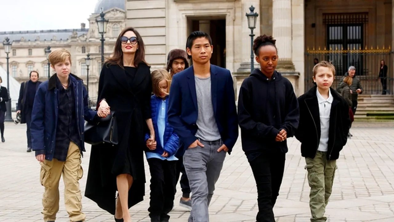 MOTIVUL pentru care Angelina Jolie nu îşi poate aduce copiii la Londra unde va filma 