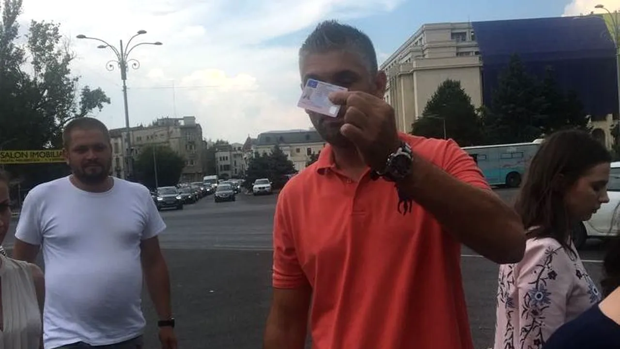 Şoferul maşinii anti-PSD: O să depun plângere împotriva doamnei Pippidi. Nu sunt amărât, nu mor de foame