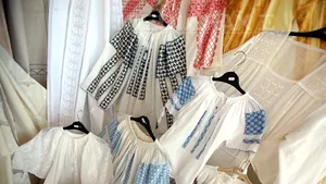 Ziua Iei, marcată la Sibiu şi la Baia Mare: Horă de Sânziene, fete cochete, ii extravagante şi poveşti - FOTO